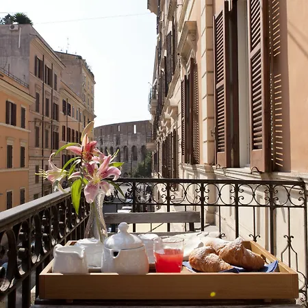 ホテル Santi Quattro Al Colosseo ローマ